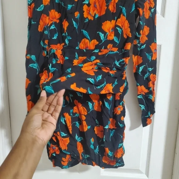 Zara Open Back Long Sleeve Ruched Mini Dress Black Orange Floral Print Size Med - Picture 4 of 15